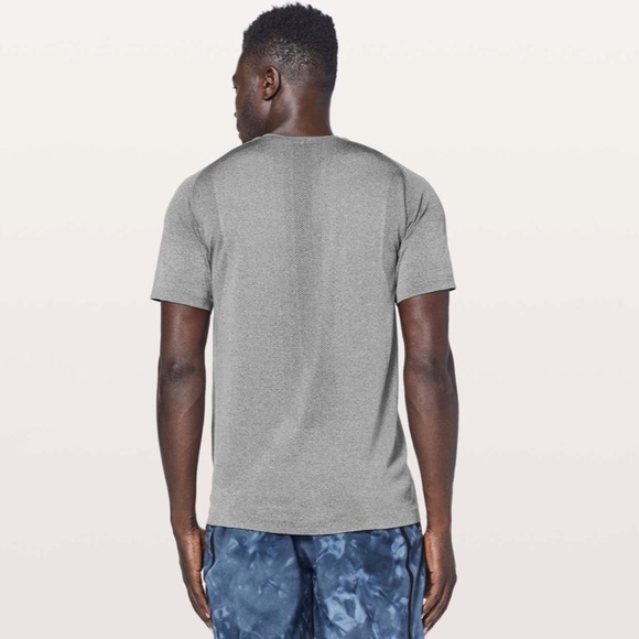 Lululemon Metal Vent Tech Short Sleeve - Picture 3 of 11